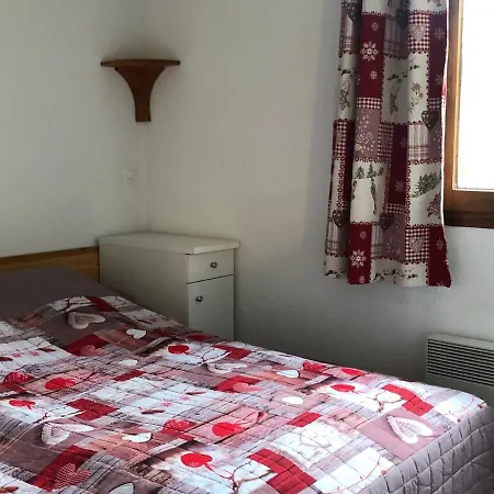 Mini T2 Avec Balcon Et Parking Au Pied Des Pistes - Fr-1-165a-144 Apartament Enchastrayes